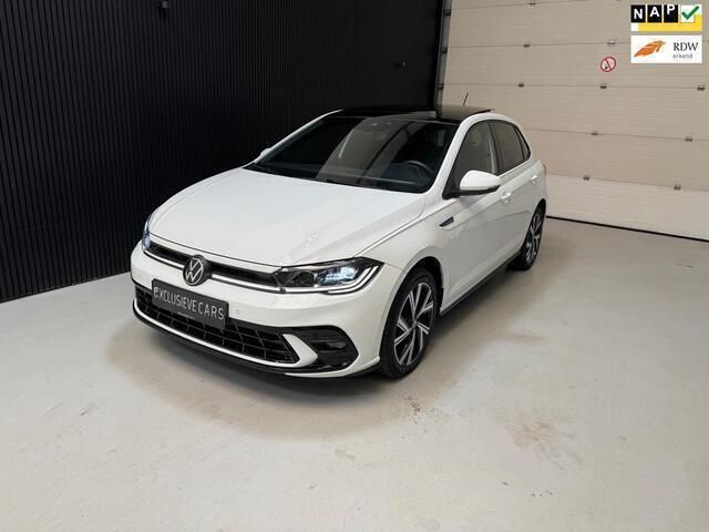 Wit Gebruikt 2023 VW Polo R-line Hatchback | € 25.950 (Iets duurder) - Afbeelding 1/4