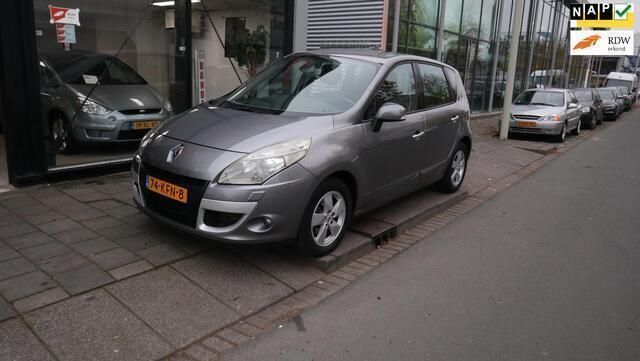 Grijs Gebruikt 2009 Renault Scénic III Business MPV | € 3.950 (Eerlijke prijs) - Afbeelding 1/4
