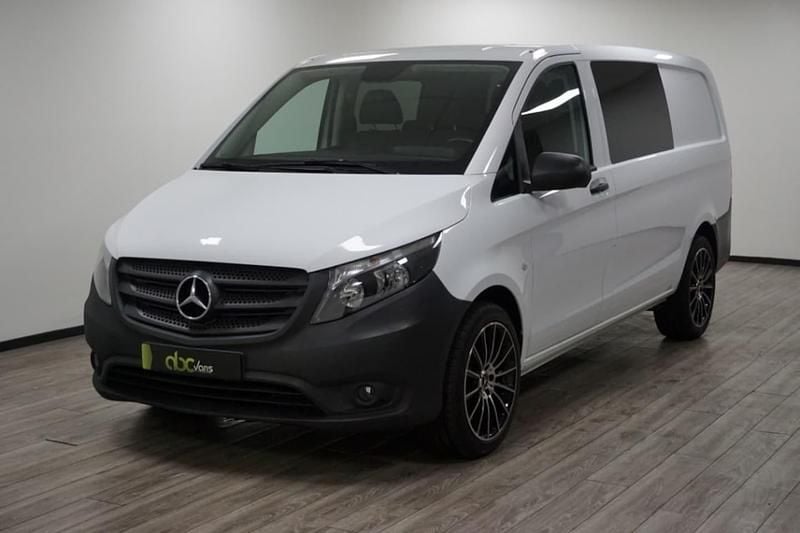 Wit Gebruikt 2020 Mercedes Vito Sedan | € 25.900 - Afbeelding 1/4