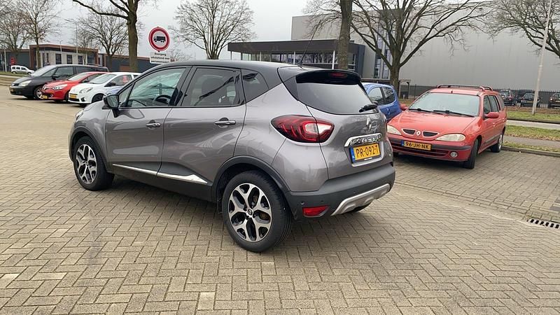 Occasion Renault Captur Intens 90 PK (66 kW) 2017 Grijs SUV