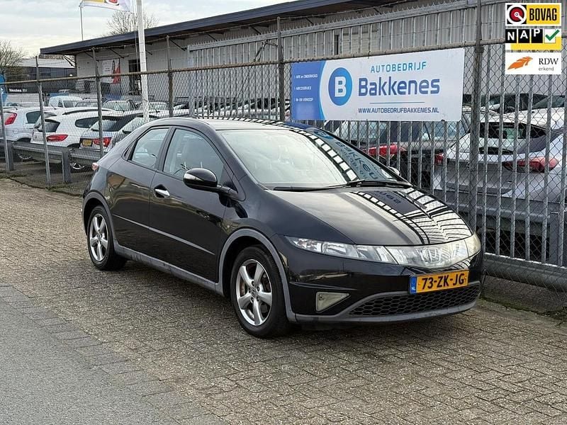 Zwart Gebruikt 2008 Honda Civic Sport Hatchback | € 3.495 (Eerlijke prijs) - Afbeelding 1/4