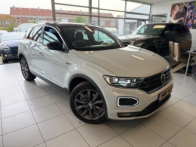 Wit Gebruikt 2018 VW T-Roc R-line SUV | € 26.750 (Eerlijke prijs) - Afbeelding 1/4