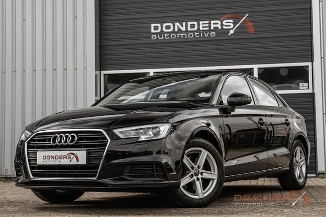 Zwart Gebruikt 2017 Audi A3 Design Sedan | € 16.249 (Goede deal) - Afbeelding 1/4