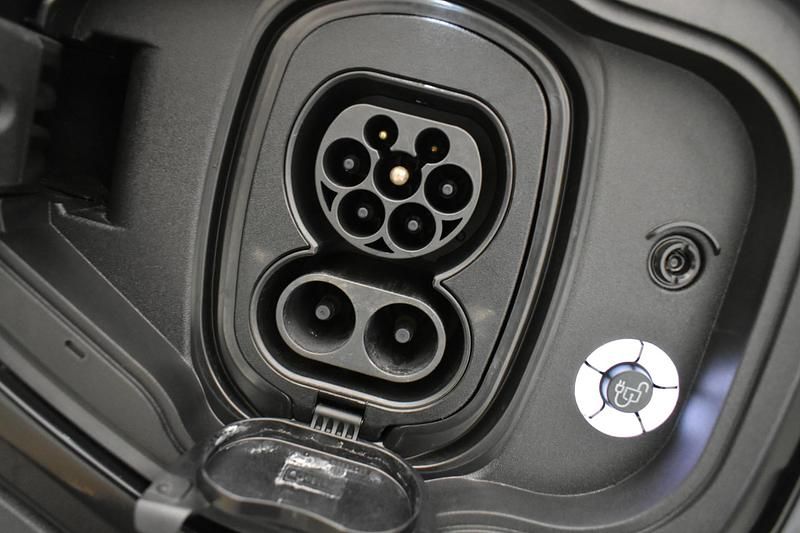 Occasion Ford Mustang Mach-E 221 kW (301 PK) 2021 Zwart SUV