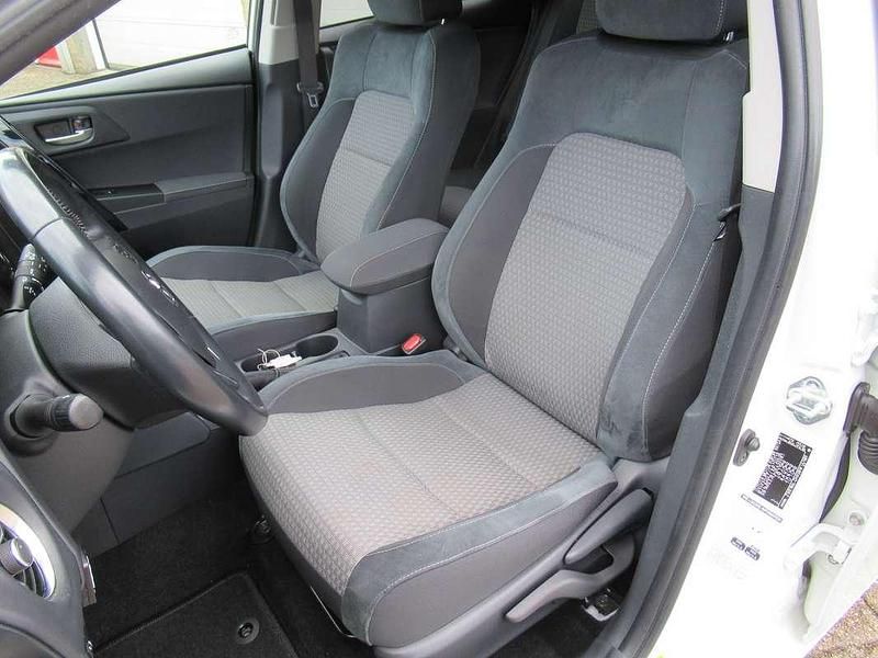 Occasion Toyota Auris Hybrid 2018 Wit Hatchback