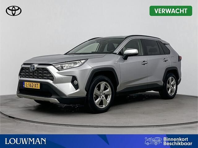 Zircon silver metallic (licht zilver metallic) Gebruikt 2021 Toyota RAV4 Style SUV | € 30.995 (Goede deal) - Afbeelding 1/4
