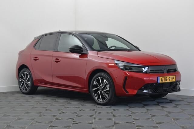 Rood Gebruikt 2024 Opel Corsa GS Line Hatchback | € 21.750 (Duur) - Afbeelding 1/3