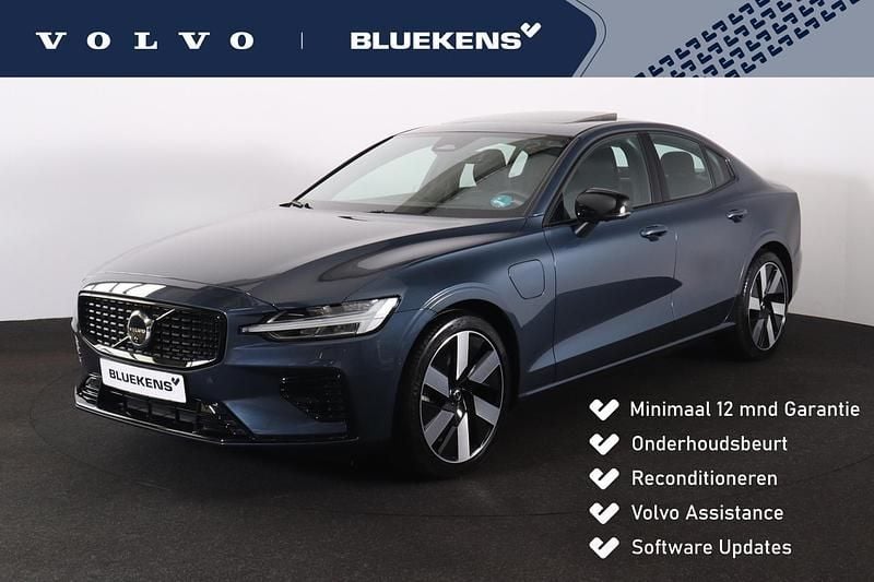 Blauw Gebruikt 2024 Volvo S60 Ultimate Sedan | € 44.900 (Super prijs) - Afbeelding 1/4