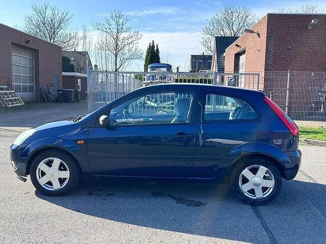 Occasion Ford Fiesta 69 PK (50 kW) 2003 Blauw Hatchback