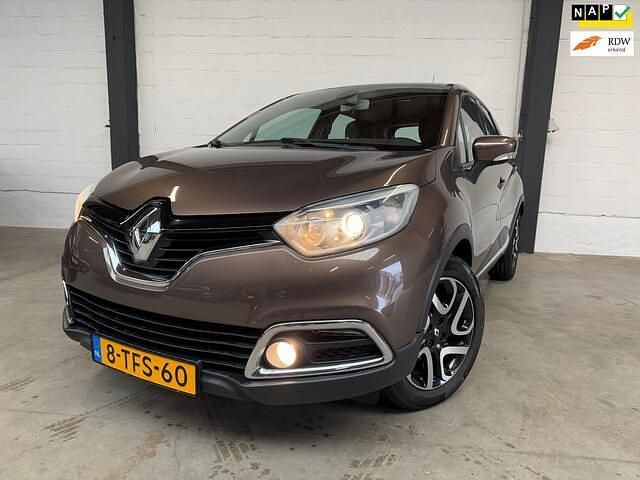 Bruin Occasion 2014 Renault Captur Dynamique SUV | € 10.950 (Eerlijke prijs) - Afbeelding 1/4