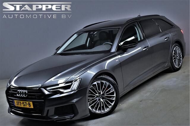 Occasion Audi A6 Competition 362 PK (266 kW) 2022 Grijs (metallic) Stationwagen