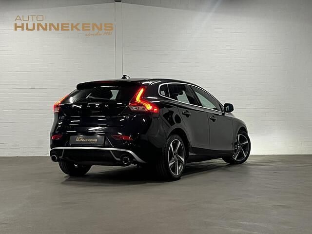 Occasion Volvo V40 R-Design 150 PK (110 kW) 2014 Zwart Hatchback