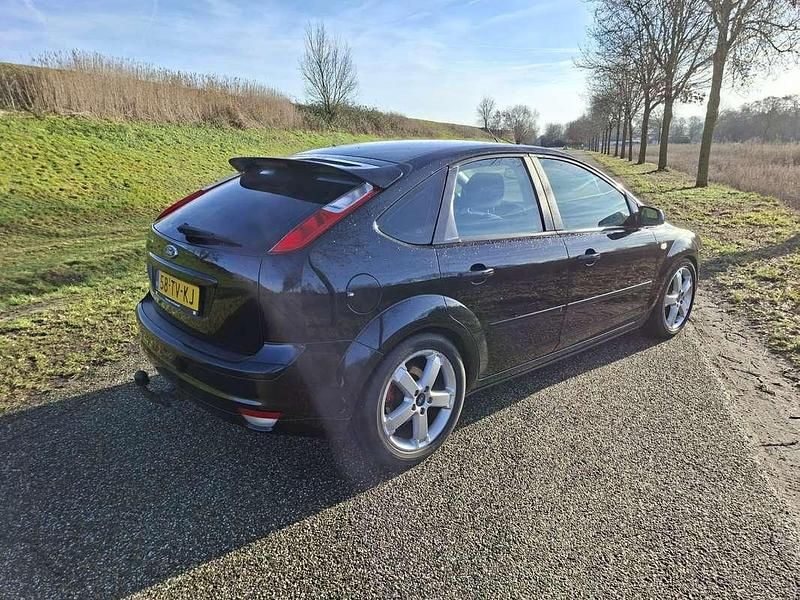 Occasion Ford Focus 145 PK (106 kW) 2007 Zwart Hatchback