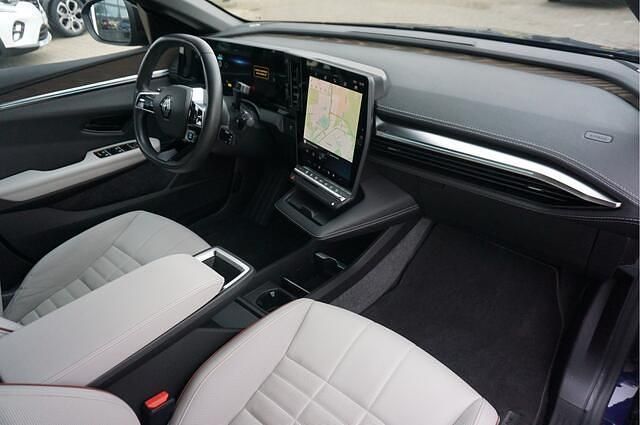 Occasion Renault Megane E-Tech Iconic 160 kW (218 PK) 2022 Blauw metallic Hatchback