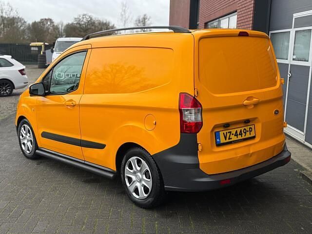 Occasion Ford Transit 95 PK (69 kW) 2016 Geel Van