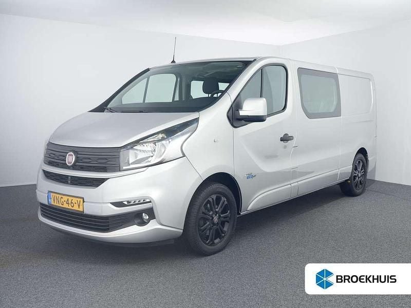 Grijs Gebruikt 2021 Fiat Talento Business Van | € 20.900 (Iets duurder) - Afbeelding 1/4