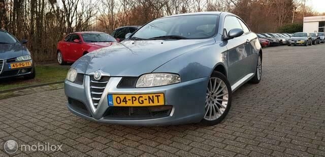 Blauw Gebruikt 2004 Alfa Romeo GT Distinctive Coupé | € 2.850 - Afbeelding 1/4
