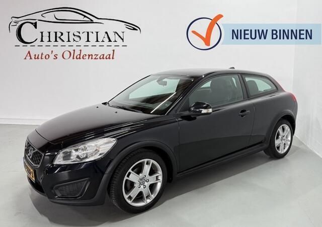 Zwart Gebruikt 2010 Volvo C30 Kinetic Hatchback | € 5.750 (Eerlijke prijs) - Afbeelding 1/4