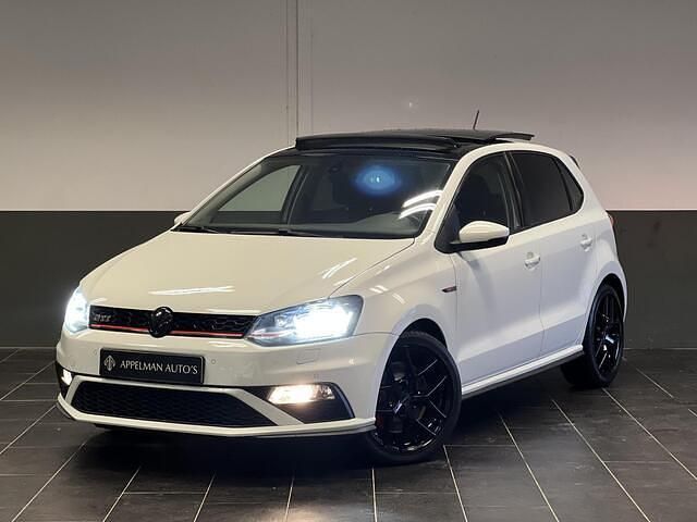 Wit Occasion 2015 VW Polo GTI Hatchback | € 14.490 (Eerlijke prijs) - Afbeelding 1/4