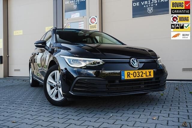 Zwart Gebruikt 2021 VW Golf VIII Life Stationwagen | € 17.900 (Goede deal) - Afbeelding 1/4