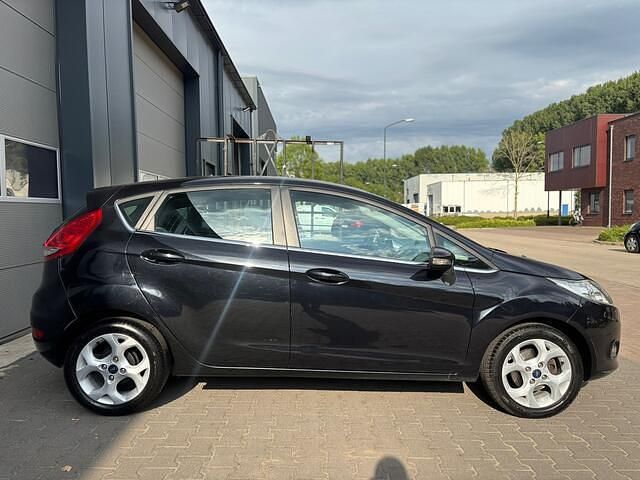 Occasion Ford Fiesta Trend 97 PK (71 kW) 2010 Zwart Hatchback