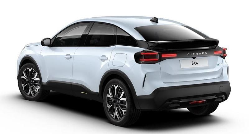 Occasion Citroën e-C4 Business Class 114 kW (156 PK) 2024 Groen, metallic lak SUV