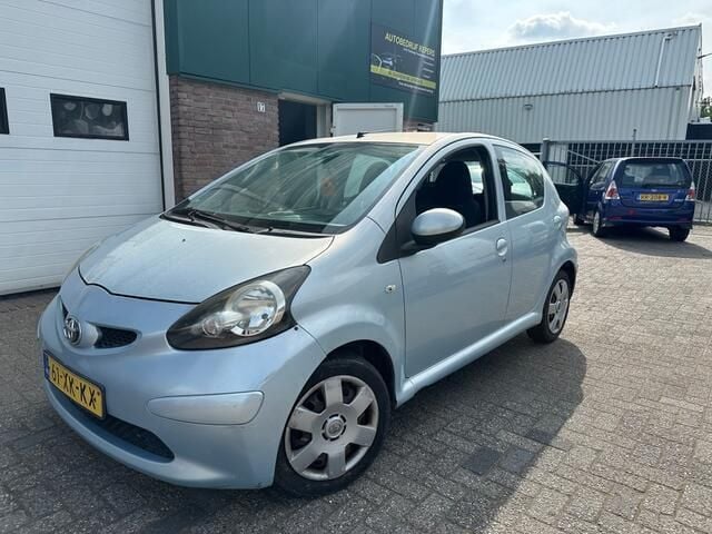 Blauw Gebruikt 2007 Toyota Aygo Hatchback | € 2.550 (Goede deal) - Afbeelding 1/4