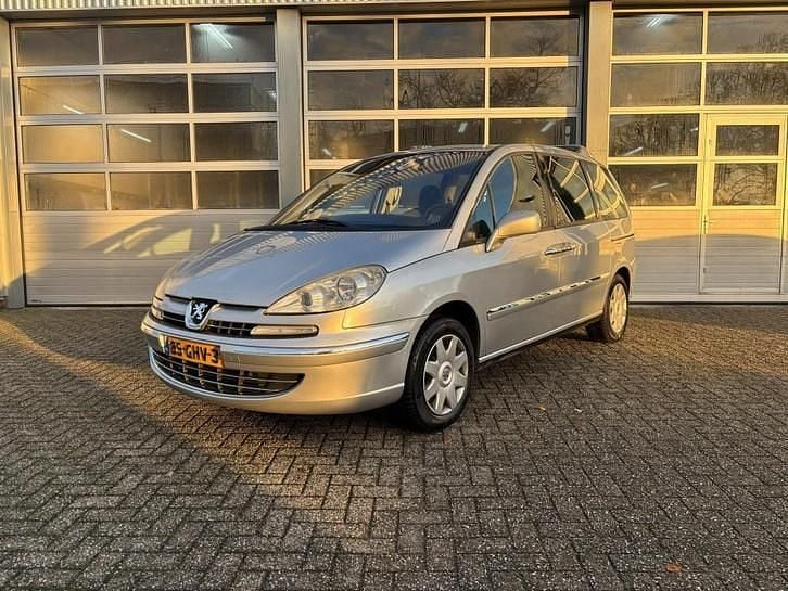 Occasion 2008 Peugeot 807 MPV | € 1.650 (Eerlijke prijs) - Afbeelding 1/4