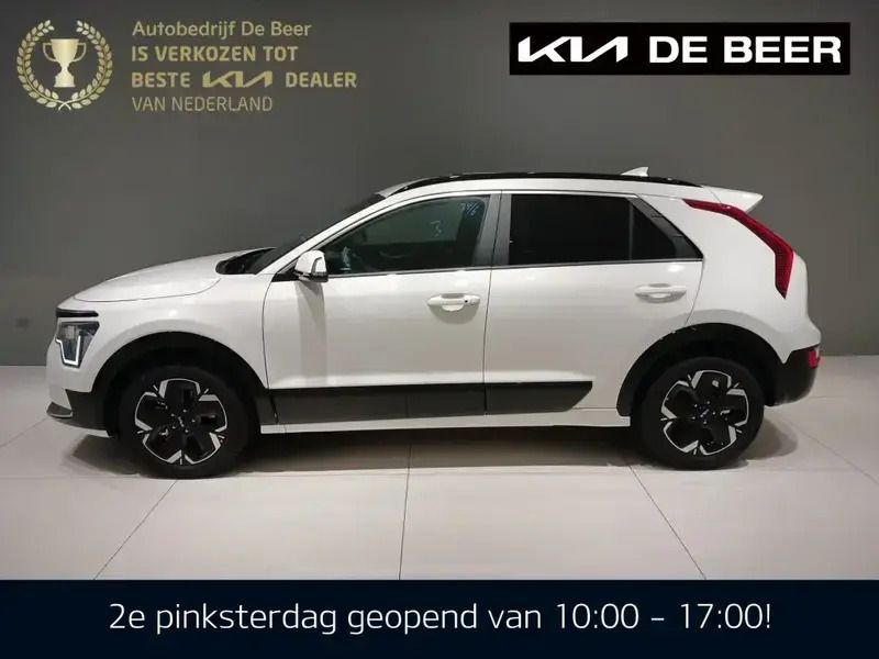 Clear white Gebruikt 2024 Kia e-Niro 2 SUV | € 36.495 (Goede deal) - Afbeelding 1/4