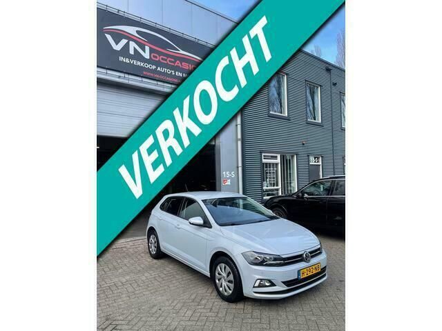 Wit Gebruikt 2020 VW Polo Comfortline Hatchback | € 15.950 (Eerlijke prijs) - Afbeelding 1/4