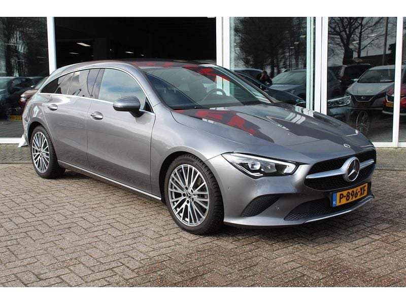Occasion Mercedes CLA200 Luxury 165 PK (121 kW) 2022 Grijs Stationwagen