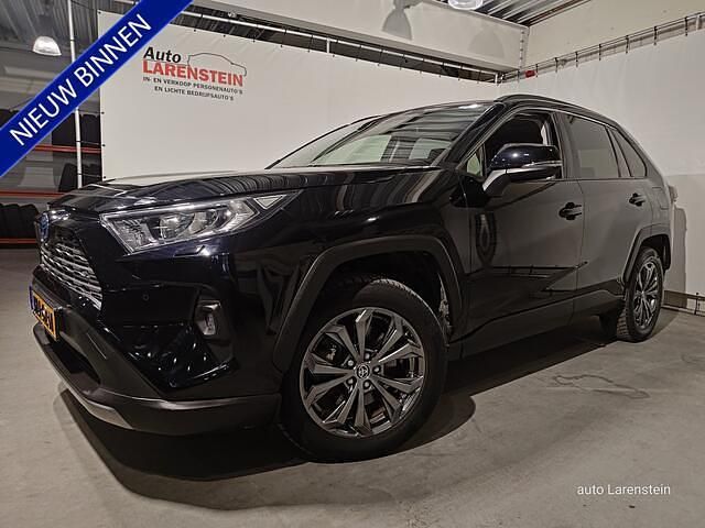 Zwart Gebruikt 2022 Toyota RAV4 Style SUV | € 34.850 - Afbeelding 1/4