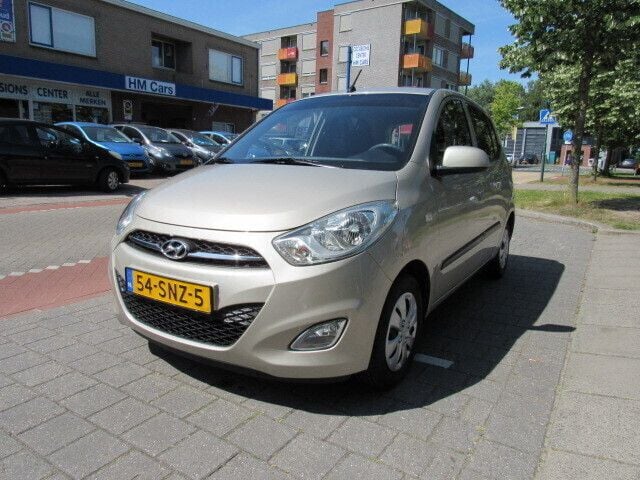 Beige Gebruikt 2012 Hyundai i10 Hatchback | € 4.250 (Eerlijke prijs) - Afbeelding 1/4