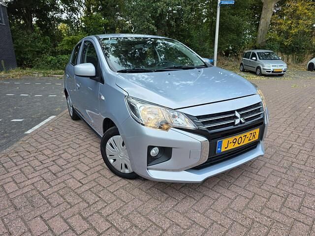 Grijs Gebruikt 2020 Mitsubishi Space Star Hatchback | € 5.449 (Super prijs) - Afbeelding 1/4