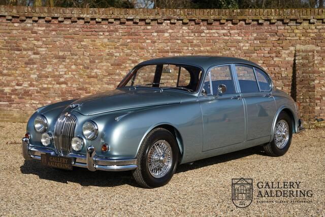 Blauw Gebruikt 1962 Jaguar MK II Sedan | € 48.950 - Afbeelding 1/4
