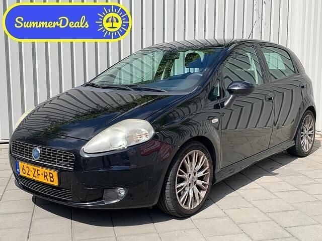 Zwart, metallic lak Gebruikt 2008 Fiat Grande Punto Sport Hatchback | € 1.445 (Eerlijke prijs) - Afbeelding 1/4