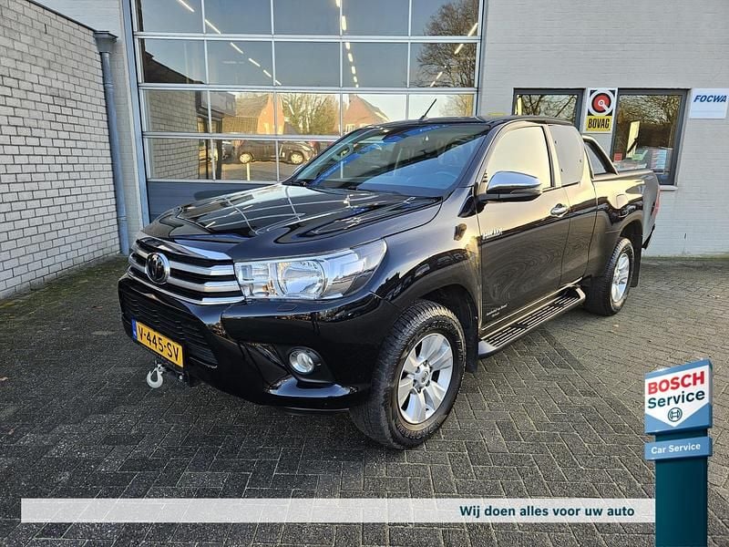 Zwart (metallic) Gebruikt 2018 Toyota HiLux Pickup | € 22.950 (Super prijs) - Afbeelding 1/4