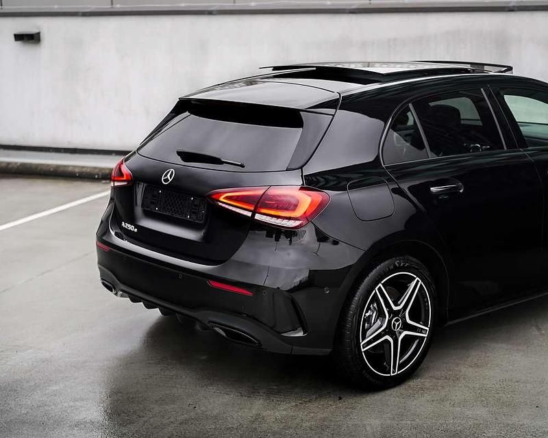 Occasion Mercedes A250 AMG 218 PK (160 kW) 2020 Zwart Hatchback