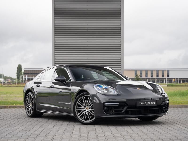 Grijs Gebruikt 2018 Porsche Panamera Sport Sedan | € 61.950 (Eerlijke prijs) - Afbeelding 1/4