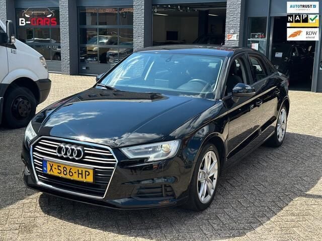 Zwart Gebruikt 2018 Audi A3 S-Line Sedan | € 13.499 (Super prijs) - Afbeelding 1/4