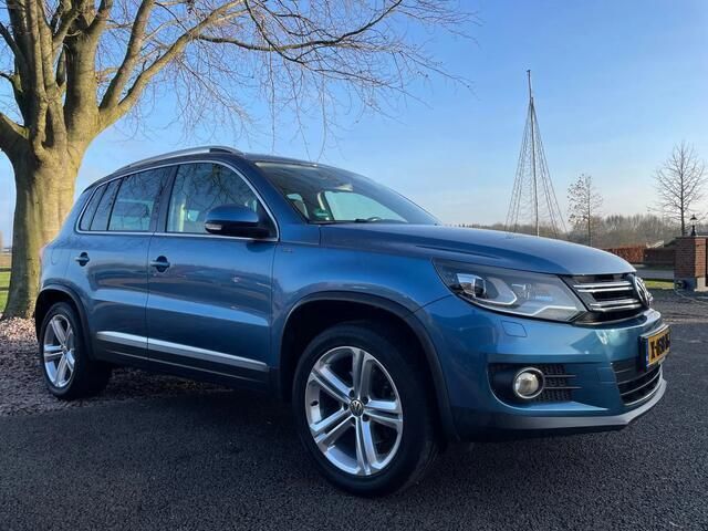Occasion VW Tiguan LOUNGE 150 PK (110 kW) 2015 Blauw SUV