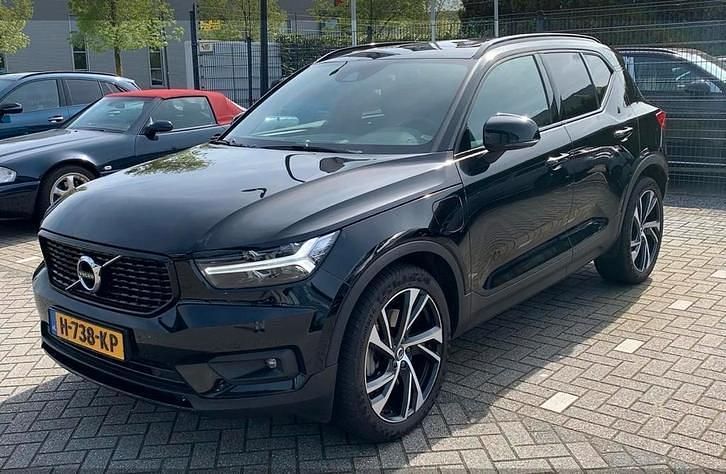Gebruikt 2020 Volvo XC40 SUV | € 24.450 (Goede deal) - Afbeelding 1/4
