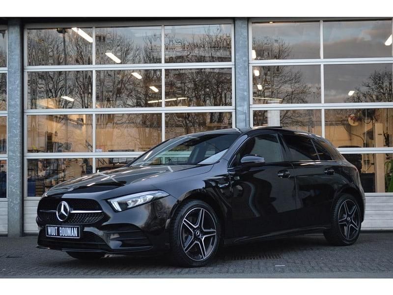Occasion Mercedes A250 Business 218 PK (160 kW) 2020 Zwart Hatchback