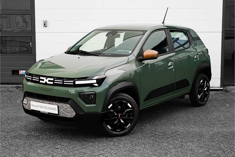 Groen Gebruikt 2025 Dacia Spring Extreme Hatchback | € 17.900 (Iets duurder) - Afbeelding 1/3