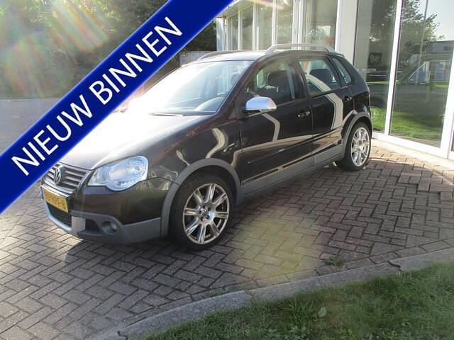 Zwart Gebruikt 2009 VW Polo Cross Hatchback | € 2.460 (Iets duurder) - Afbeelding 1/4
