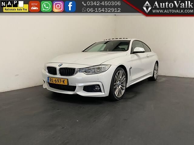 Wit Occasion 2016 BMW 420 M Sport Coupé | € 21.949 (Eerlijke prijs) - Afbeelding 1/4