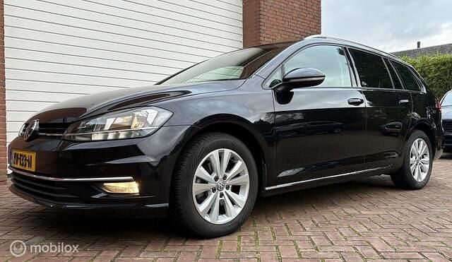 Occasion VW Golf VII Comfortline 116 PK (85 kW) 2019 Zwart Stationwagen