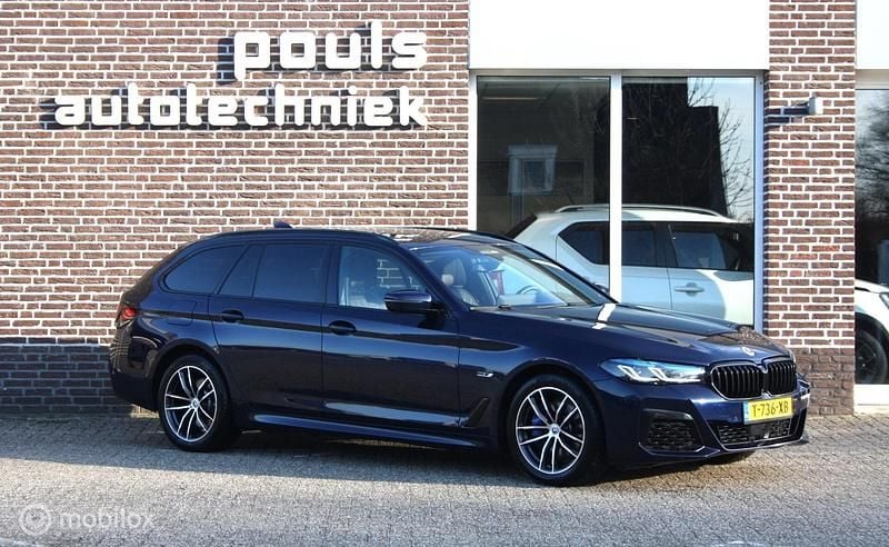 Occasion BMW 530e M Sport 184 PK (135 kW) 2024 Blauw Stationwagen
