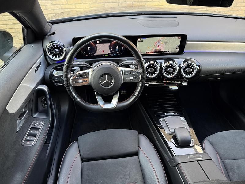 Occasion Mercedes A250 AMG line 218 PK (160 kW) 2022 Grijs Sedan