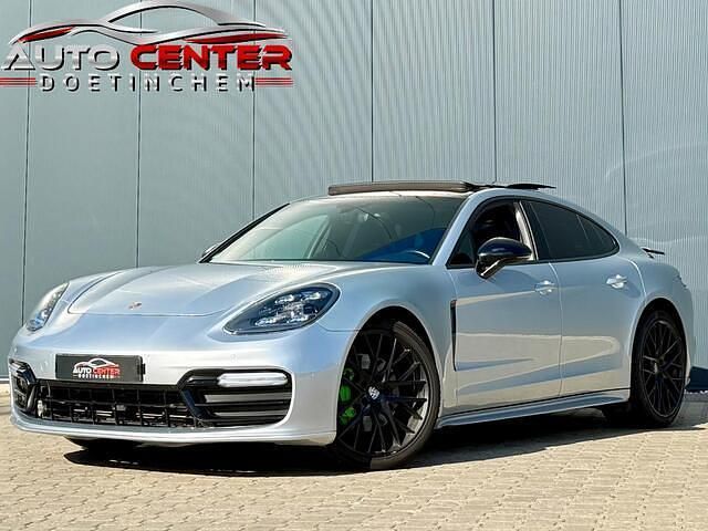 Grijs Occasion 2018 Porsche Panamera Sedan | € 47.950 - Afbeelding 1/4